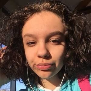 Meet your Posher, Lenae